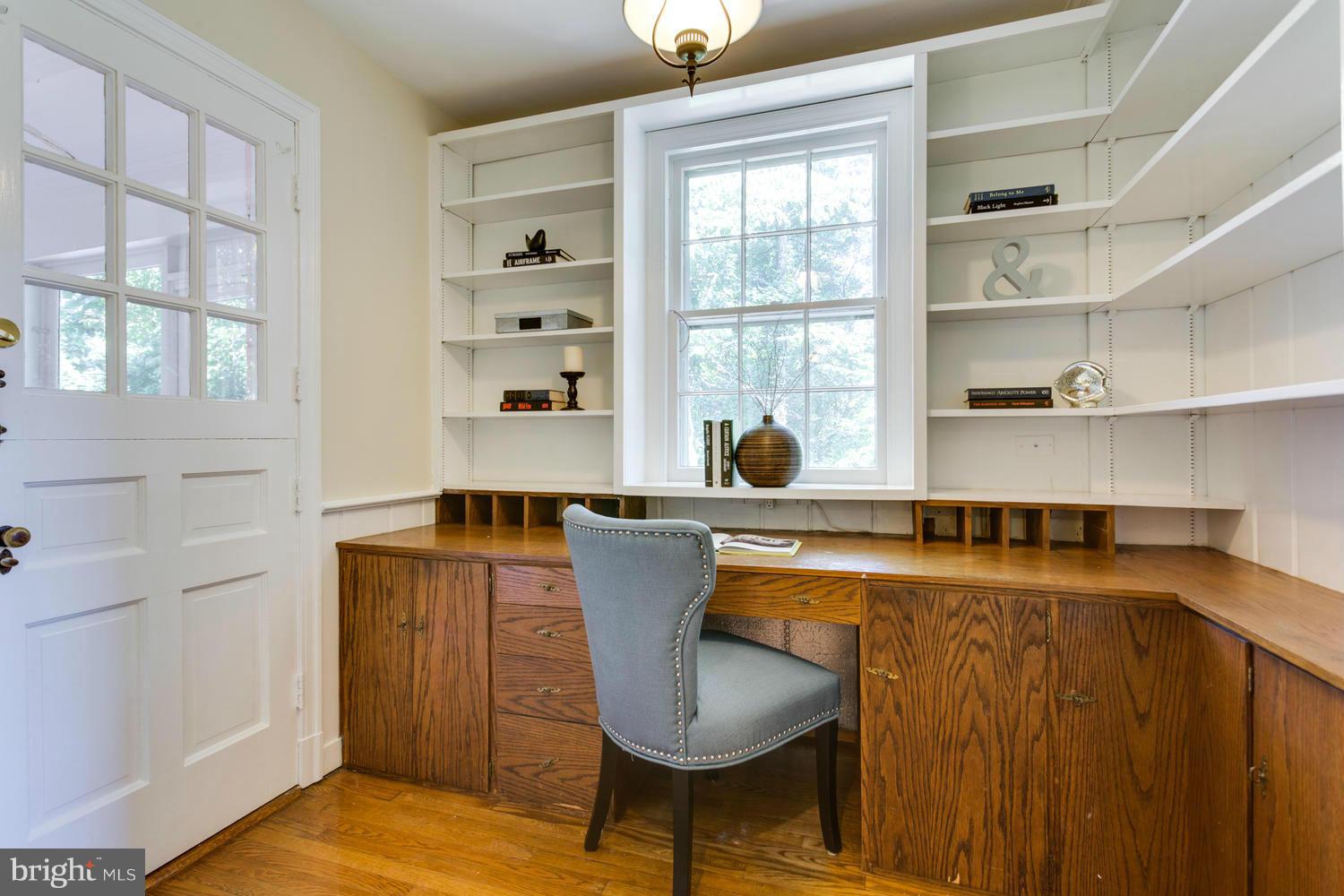 5315 Wriley Road Bethesda, MD 20816 - Photo 9 of 21 Office/Study