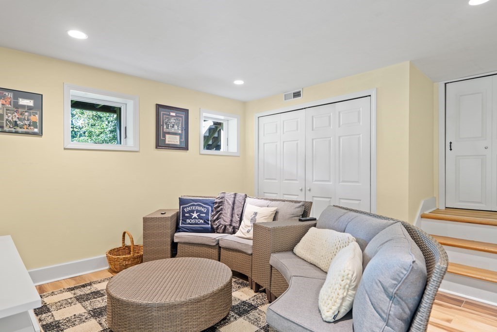 146 Tilden Road Scituate, MA 02066 - Photo 17 of 30