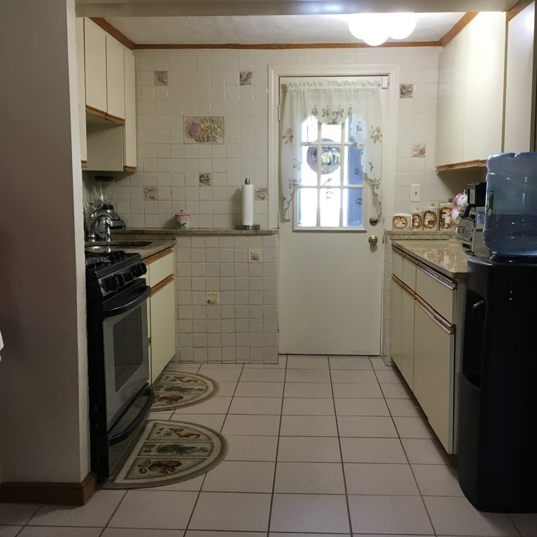 39 Spellman Road Westwood, MA 02090 - Photo 20 of 25 Gallery Image 20