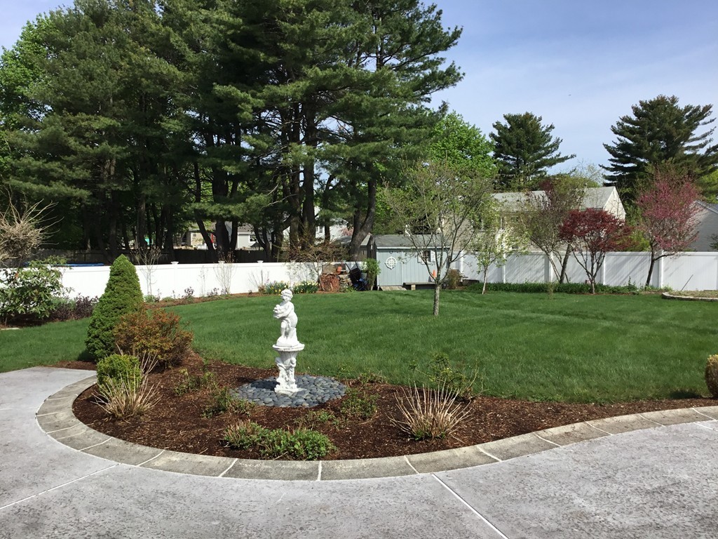 39 Spellman Road Westwood, MA 02090 - Photo 6 of 25 Gallery Image 6