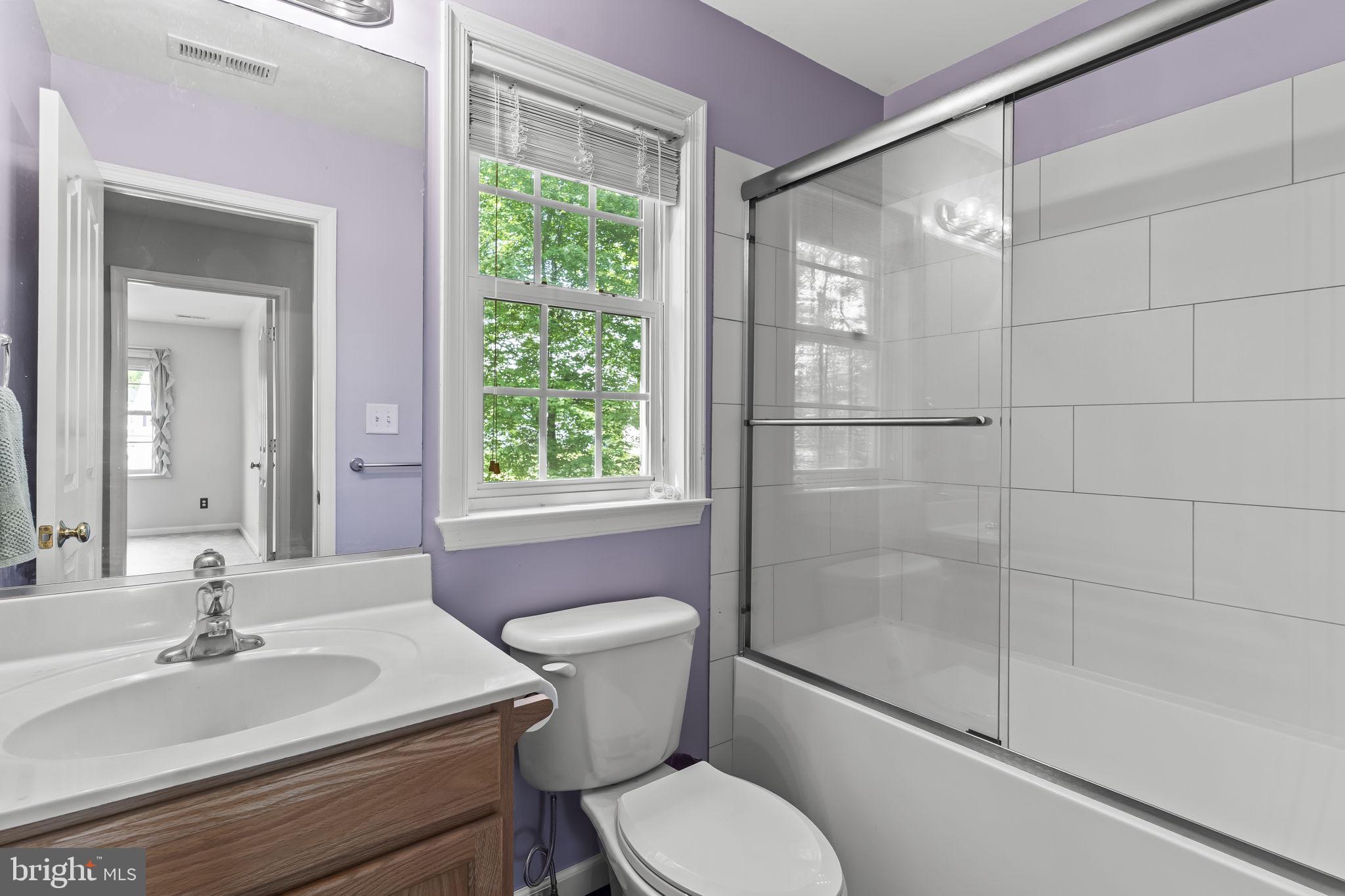 9533 Barbara's Way King George, VA 22485 - Photo 25 of 48 Newly renovated hallway bath upstairs