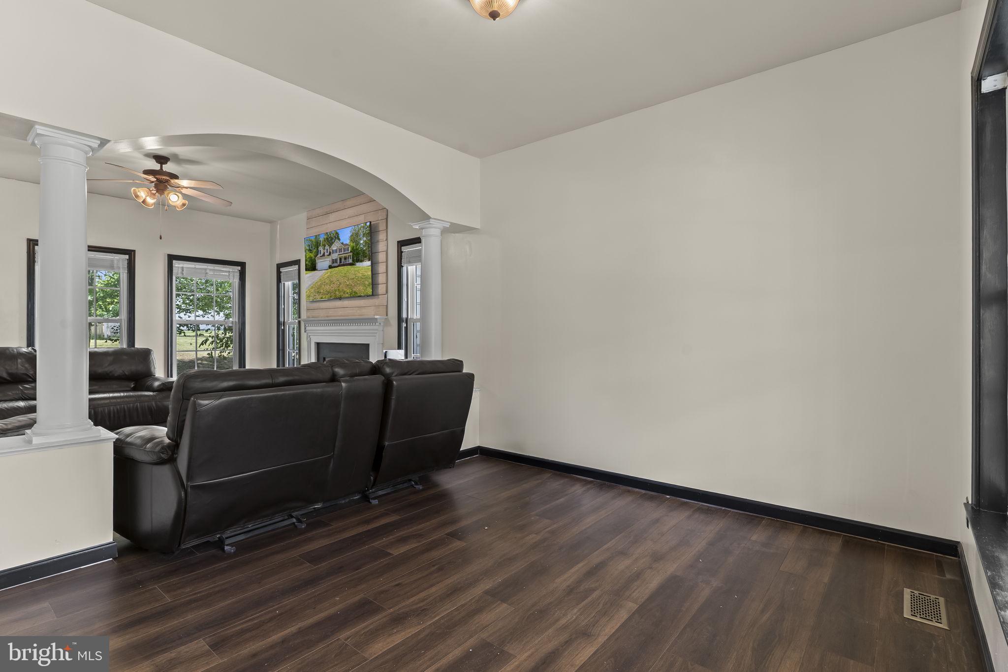 9533 Barbara's Way King George, VA 22485 - Photo 8 of 48