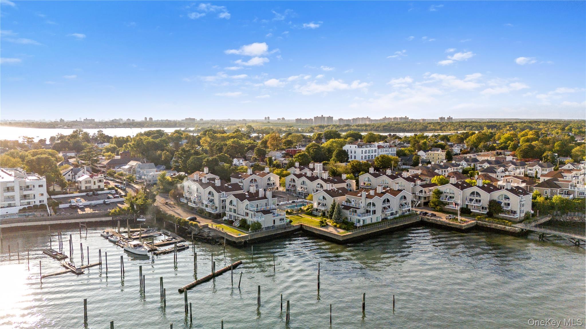 21 Deepwater Way Bronx, NY 10464 - Photo 26 of 27 a view of a city