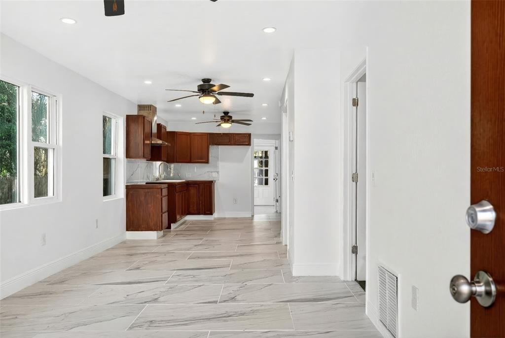 1110 Southwest Fort King Street Ocala, FL 34471 - Photo 4 of 30 a view of kitchen and windows