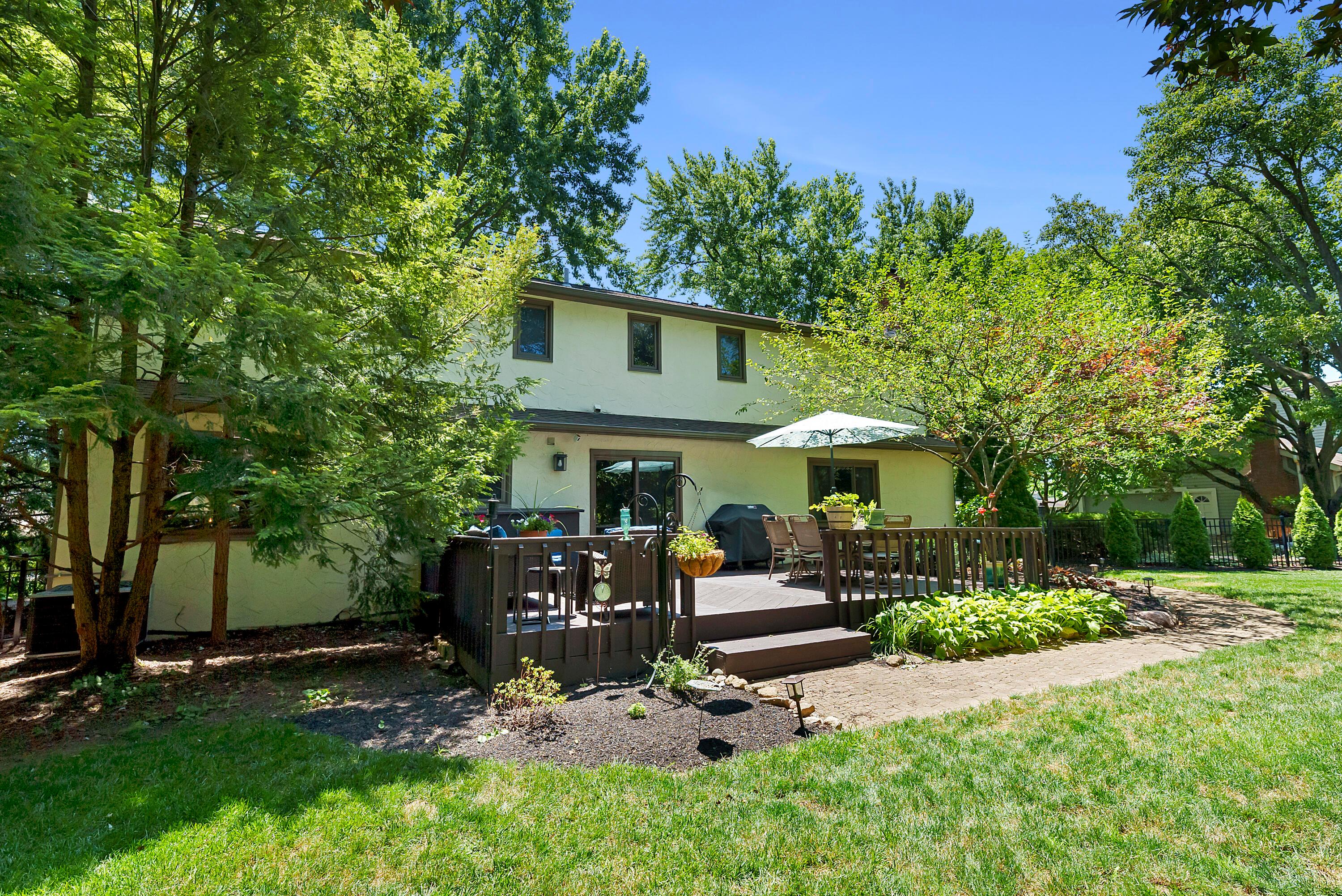1668 McCoy Road Columbus, OH 43220 - Photo 41 of 52 Back Exterior