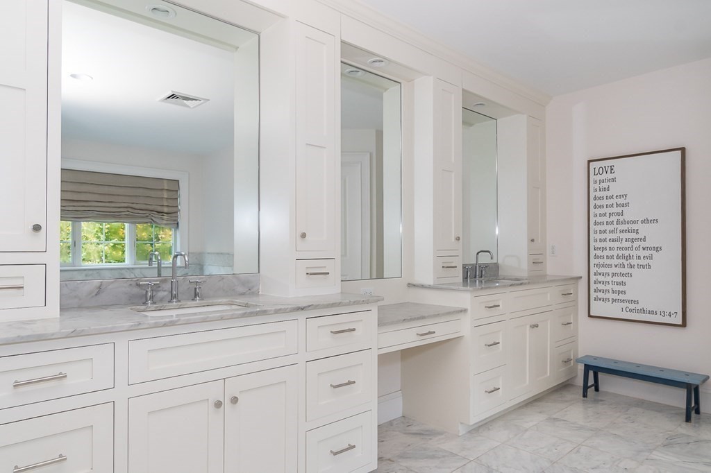 27 Tanglewood Road Wellesley, MA 02481 - Photo 12 of 27