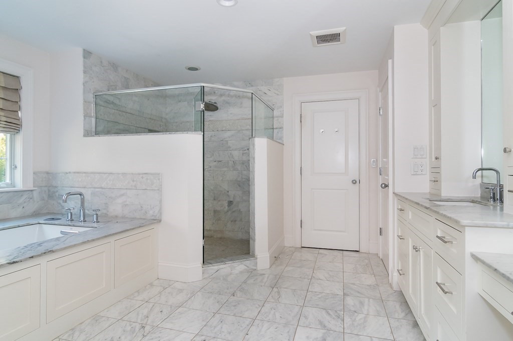 27 Tanglewood Road Wellesley, MA 02481 - Photo 13 of 27