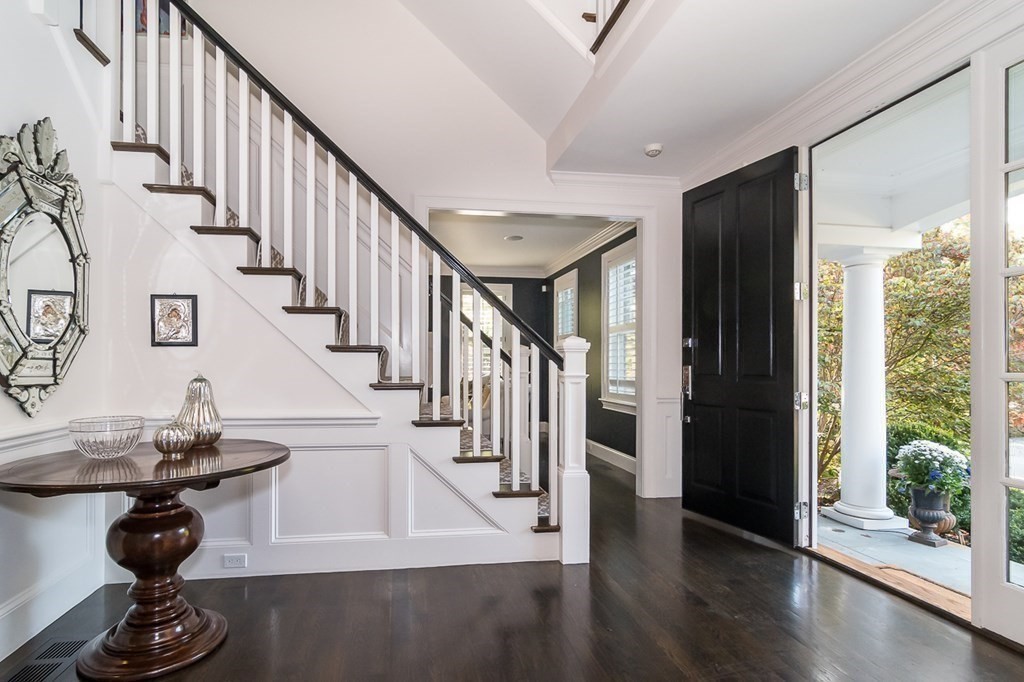 27 Tanglewood Road Wellesley, MA 02481 - Photo 9 of 27