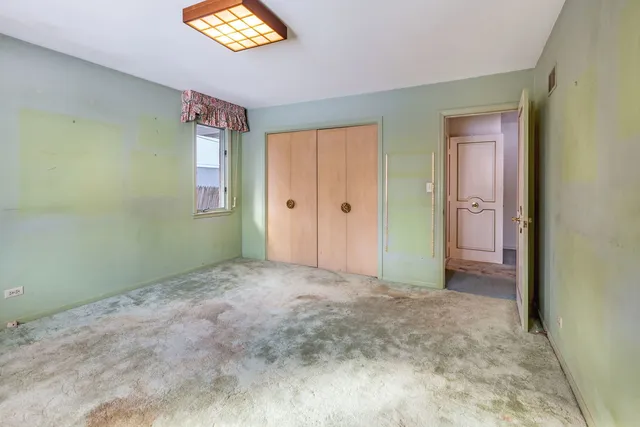 $775,000 | 215 East Orchard Street, Arlington Heights, IL 60005