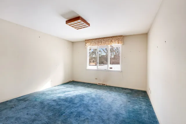 $775,000 | 215 East Orchard Street, Arlington Heights, IL 60005