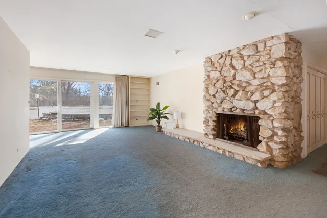 $775,000 | 215 East Orchard Street, Arlington Heights, IL 60005