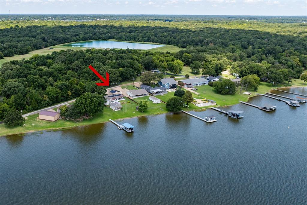 175 Kings Row Malakoff, TX 75148 - Photo 30 of 38 a view of a street with an ocean view