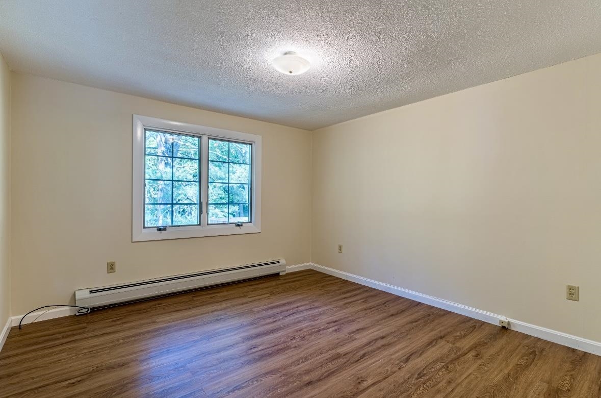 448 Portland Street Rochester, NH 03867 - Photo 3 of 26