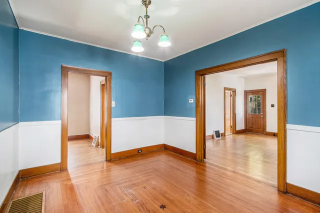 $199,500 | 117 South Adams Street, Lawton, MI 49065