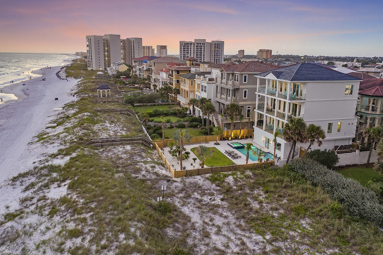 132 Sandprint Circle Destin, FL 32541 - Photo 109 of 117 a view of a city with tall buildings
