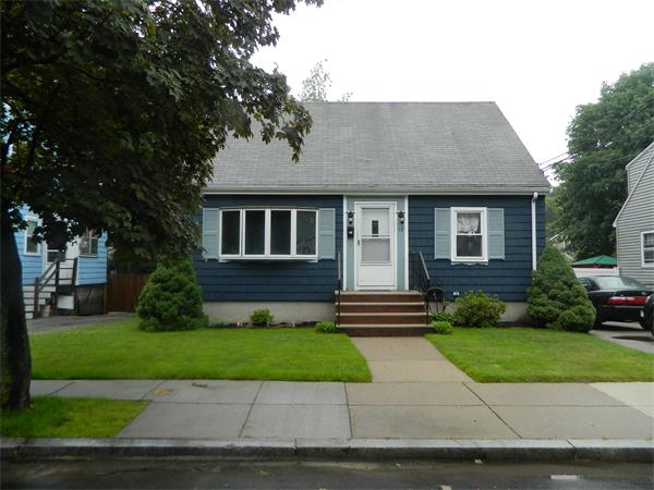 12 Windham Road Boston, MA 02136 - Photo 4 of 22 Gallery Image 4