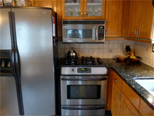 12 Windham Road Boston, MA 02136 - Photo 5 of 22 Gallery Image 5