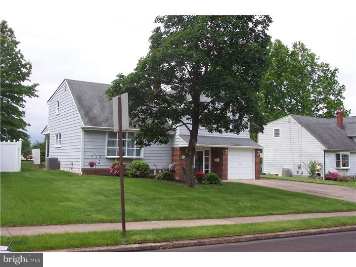 682 Mueller Road Warminster, PA 18974 - Photo 2 of 15 Exterior Front