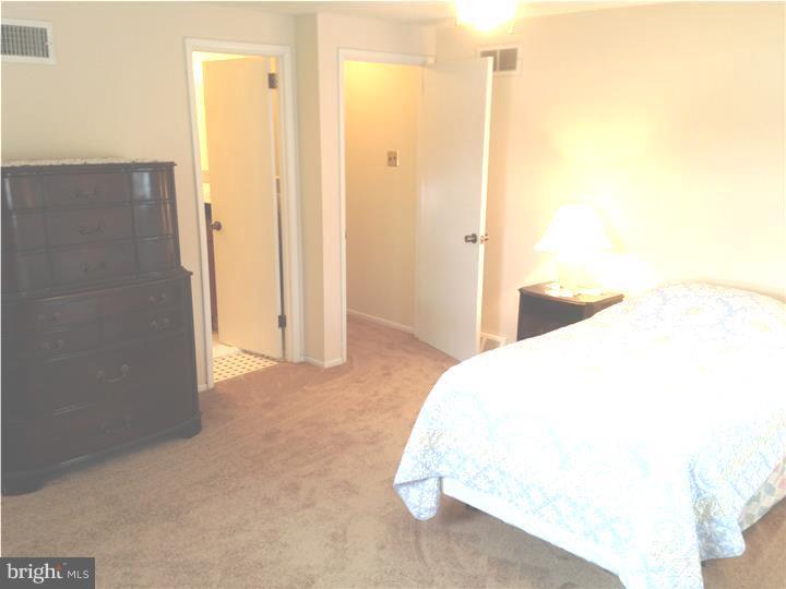 682 Mueller Road Warminster, PA 18974 - Photo 7 of 15 Gallery Image 7