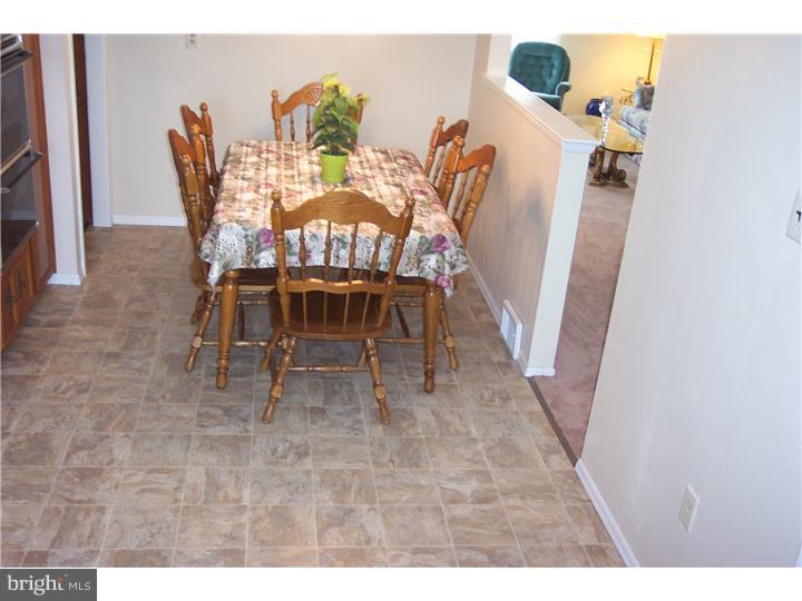 682 Mueller Road Warminster, PA 18974 - Photo 9 of 15 Gallery Image 9