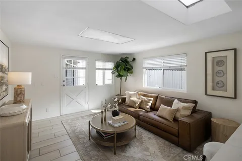 $1,588,000 | 239 West Palm Avenue, Monrovia, CA 91016