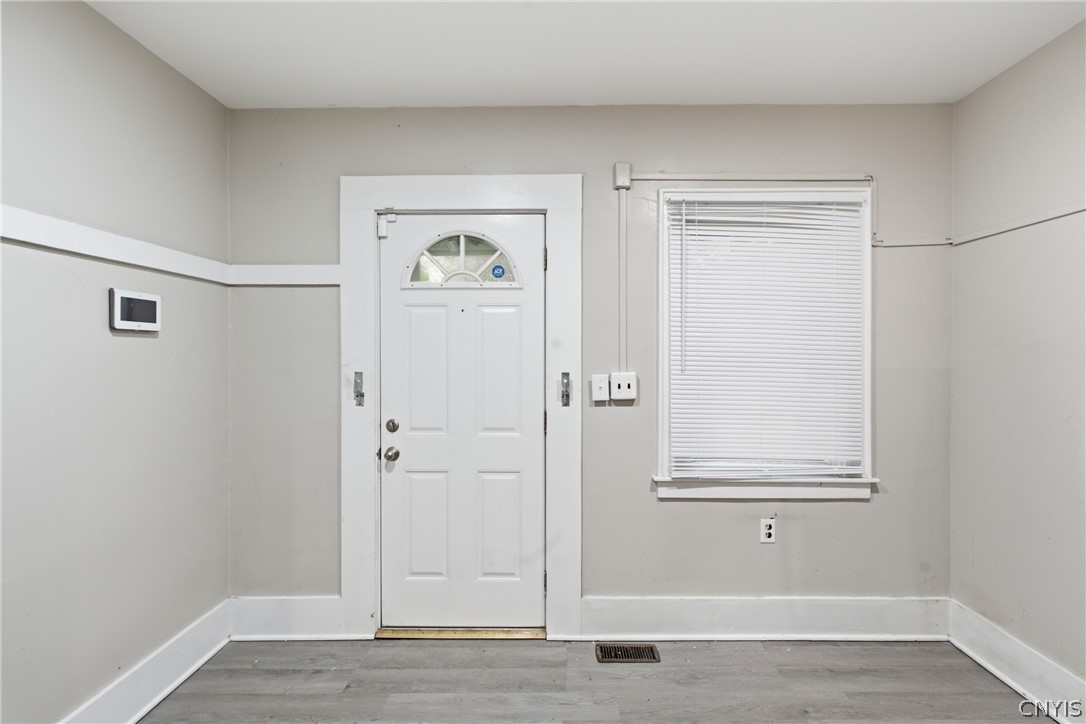 609 Seeley Road Syracuse, NY 13224 - Photo 13 of 44 Gallery Image 13