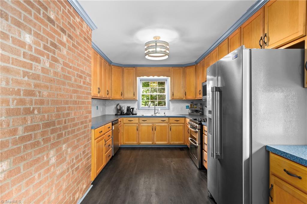 5398 B Reidsville Road Walkertown, NC 27284 - Photo 7 of 40 Gallery Image 7