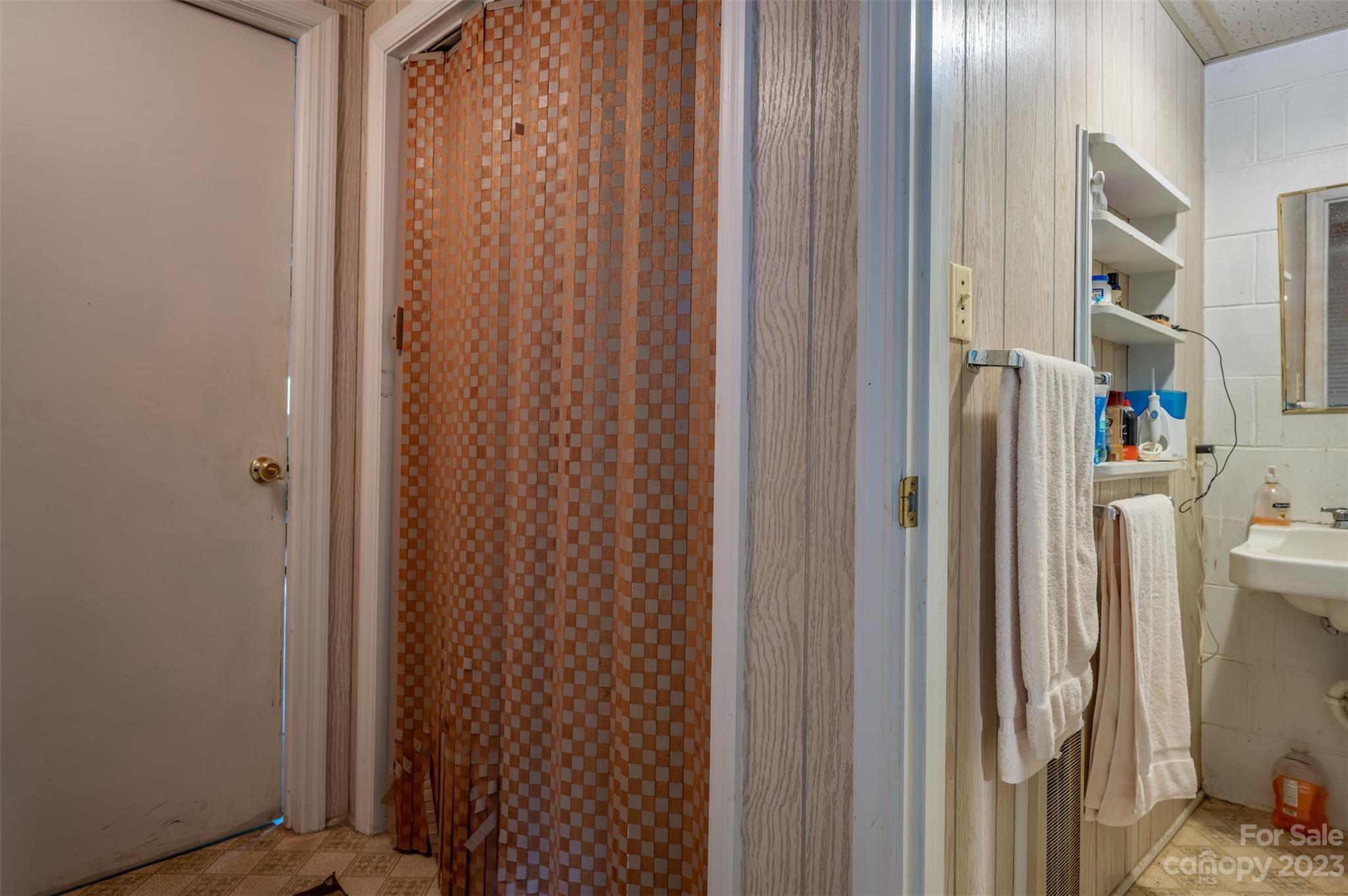 2046 Houston Road Columbus, NC 28722 - Photo 22 of 47 Gallery Image 22