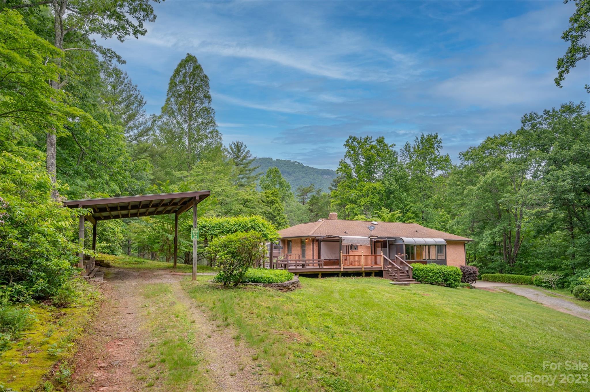 2046 Houston Road Columbus, NC 28722 - Photo 32 of 47 Gallery Image 32