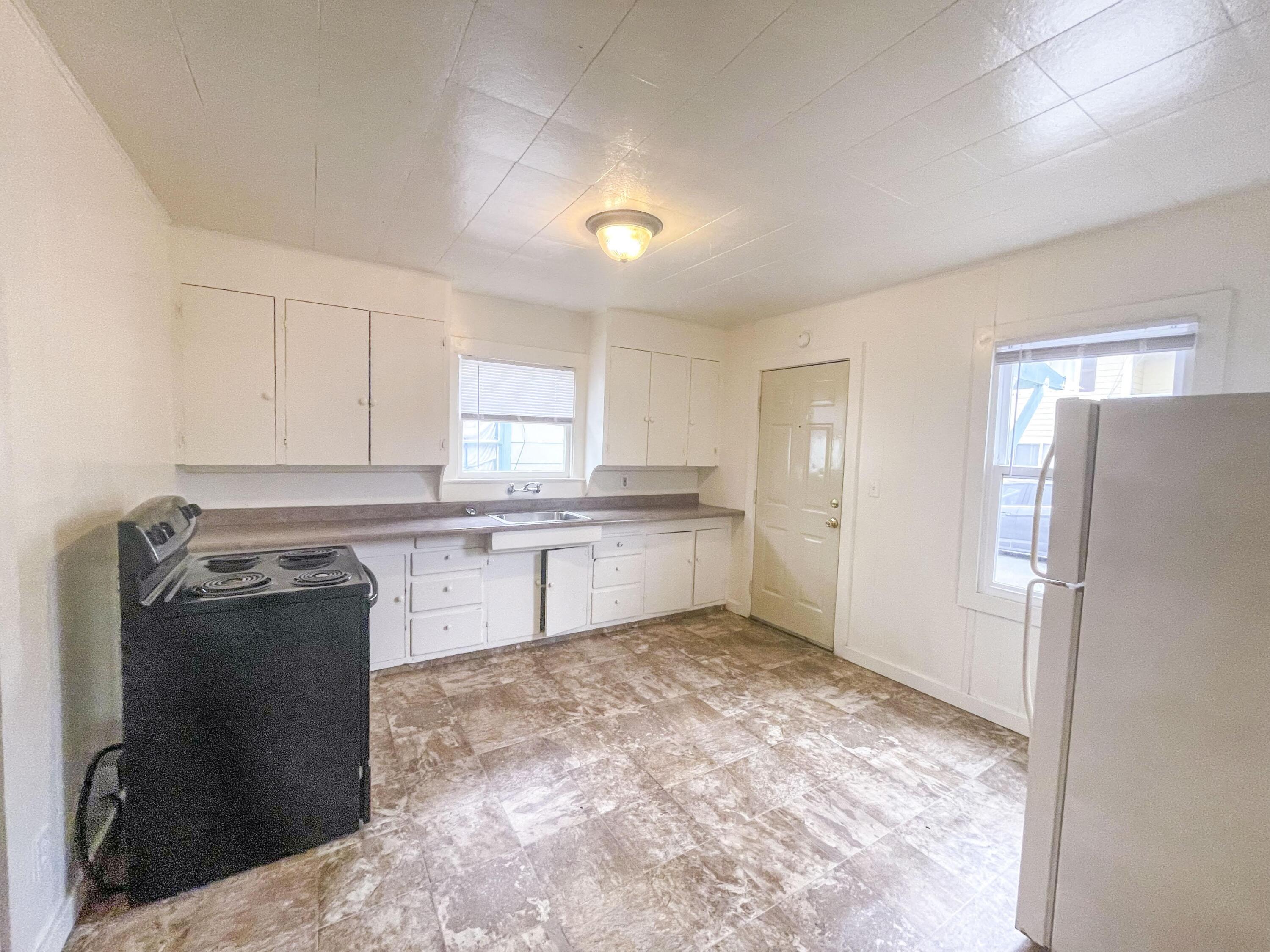 80-82 Ash Street Rio Dell, CA 95562 - Photo 14 of 35