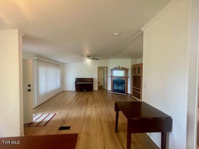260 Hamilton Road Elizabethton, TN 37643 - Photo 12 of 31 IMG_2245