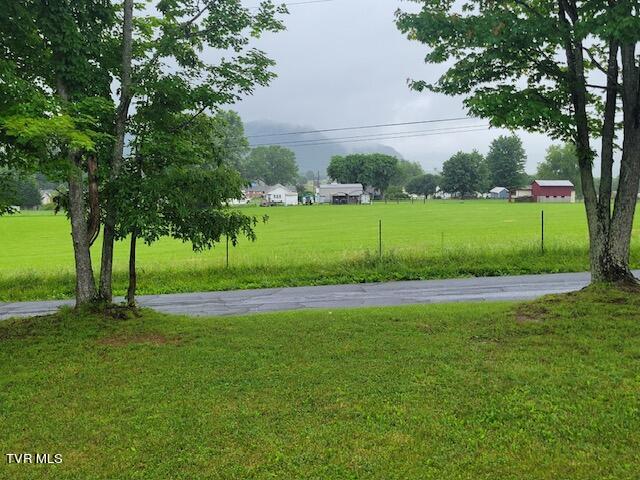 260 Hamilton Road Elizabethton, TN 37643 - Photo 5 of 31 Resized_Resized_20240606_124817V