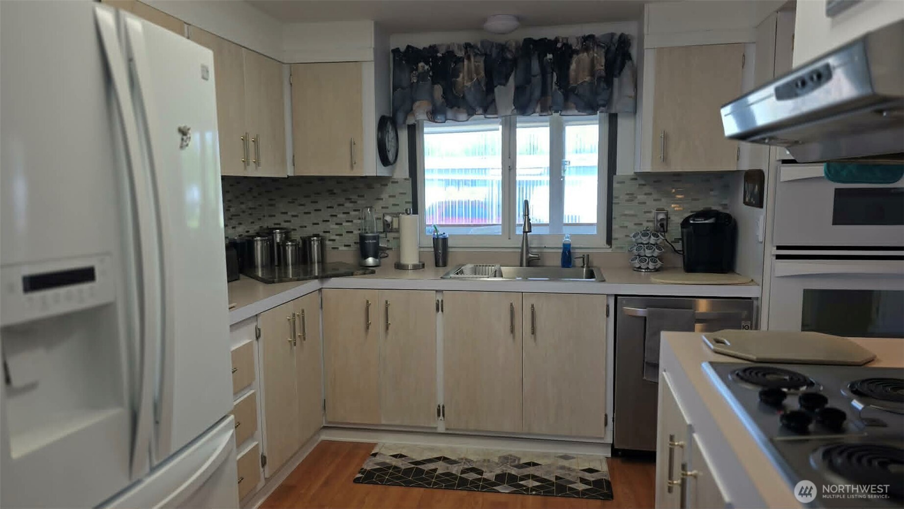 218 Ho Hum Lane Aberdeen, WA 98520 - Photo 13 of 29