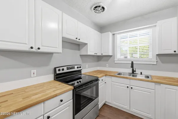 $249,900 | 1712 Dibble Circle West, Jacksonville, FL 32225