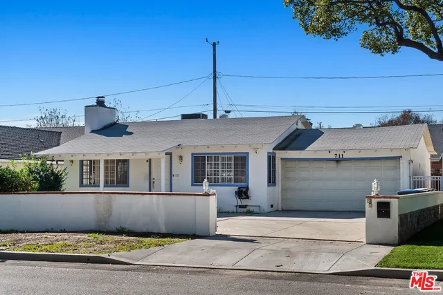 $940,000 | 711 North Priscilla Lane, Burbank, CA 91505