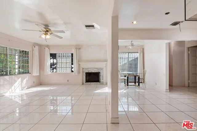 $940,000 | 711 North Priscilla Lane, Burbank, CA 91505