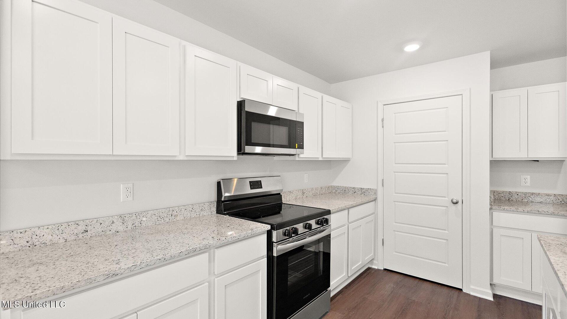 213 Raulston Drive Byram, MS 39272 - Photo 15 of 36 15-3HTP7024