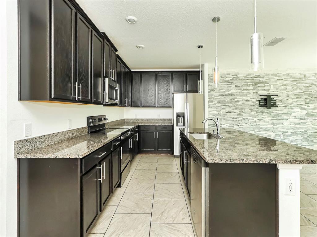2919 Parkfield Road St. Cloud, FL 34772 - Photo 12 of 39