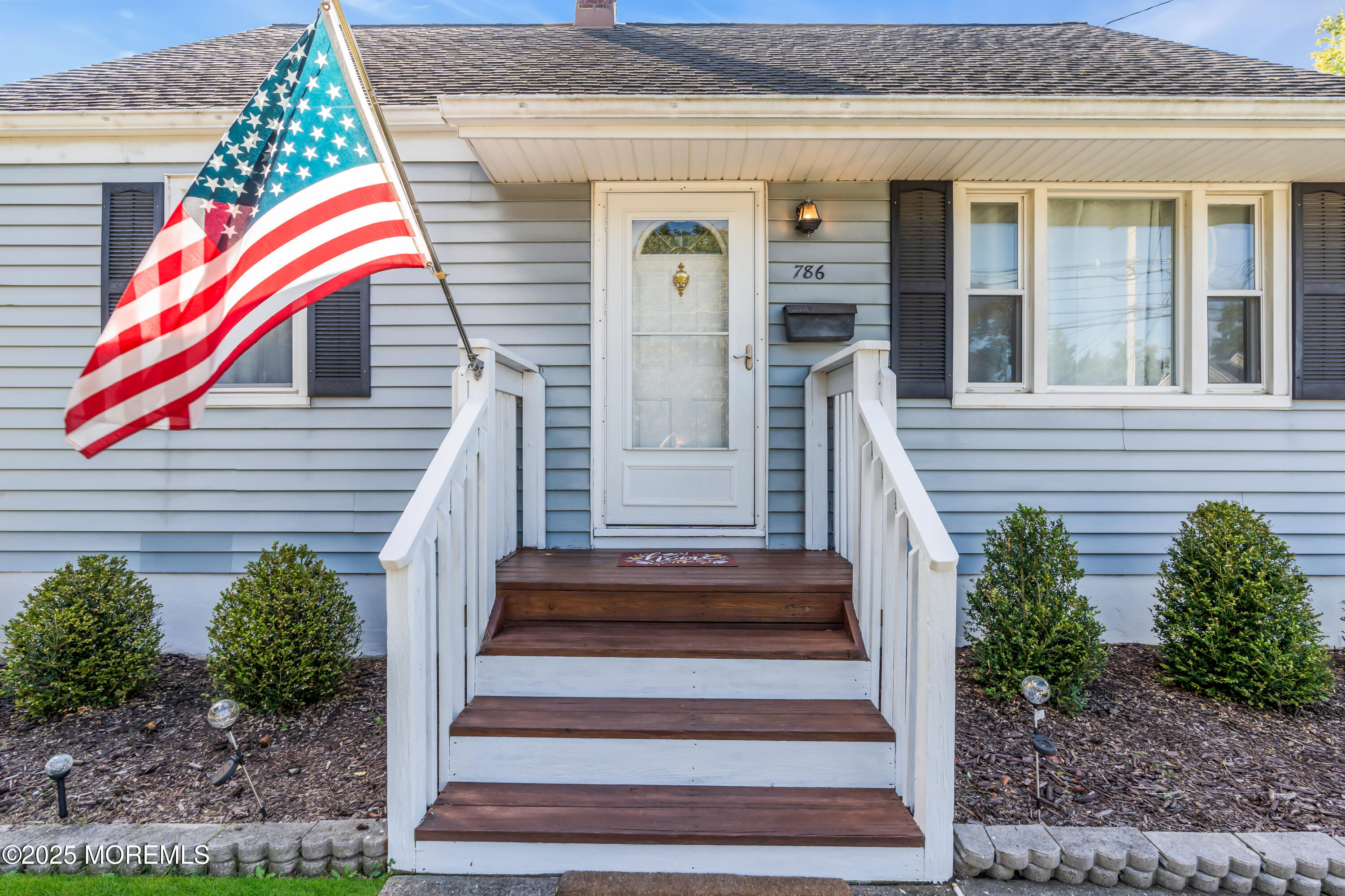 786 Leonardville Road Leonardo, NJ 07737 - Photo 4 of 38 a front view of a house with a yard