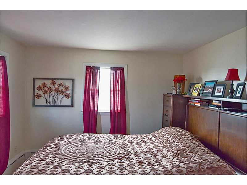 615 Turner Road Middletown, RI 02842 - Photo 10 of 14 Bedroom.