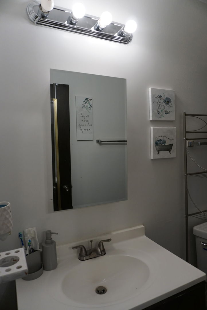 4042 Charleston Road Matteson, IL 60443 - Photo 8 of 27