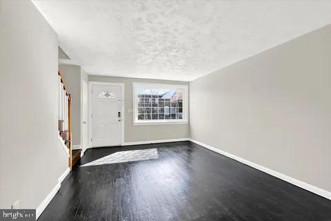 766 Fulbrook Road Dundalk, MD 21222 - Photo 4 of 19 Gallery Image 4