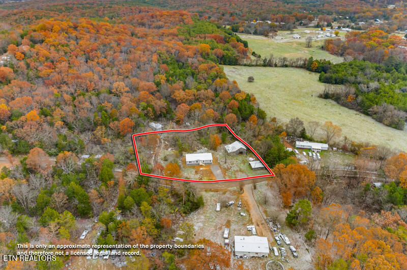 2242 Fortune Road Talbott, TN 37877 - Photo 5 of 39 IMG_4253