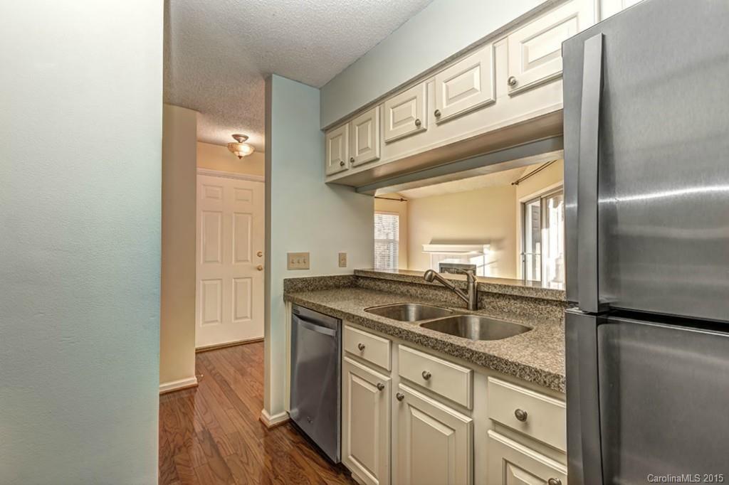 5003 Sharon Road, Unit E Charlotte, NC 28210 - Photo 9 of 16