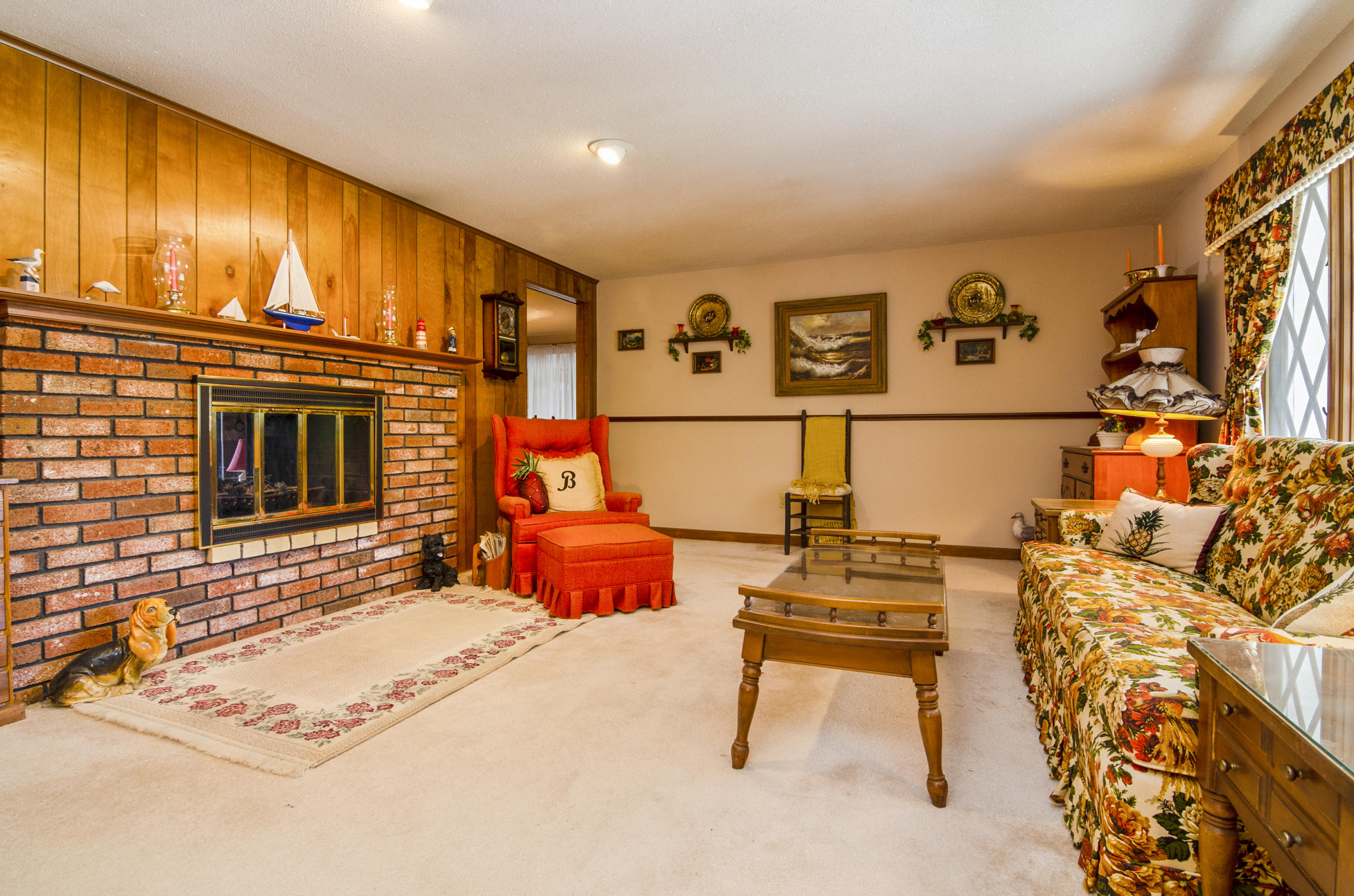 88 Barnacle Road Yarmouth Port, MA 02675 - Photo 6 of 26 004-photo-living-room-6921774