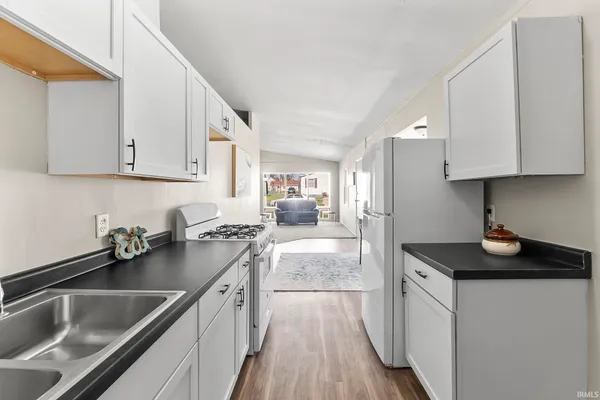 $135,000 | 426 Dalman Avenue, Fort Wayne, IN 46806