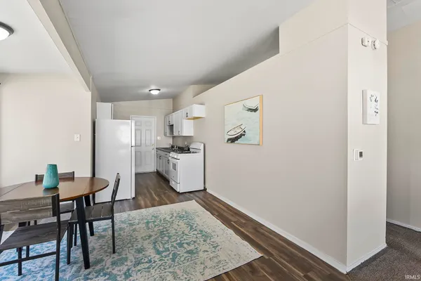 $135,000 | 426 Dalman Avenue, Fort Wayne, IN 46806