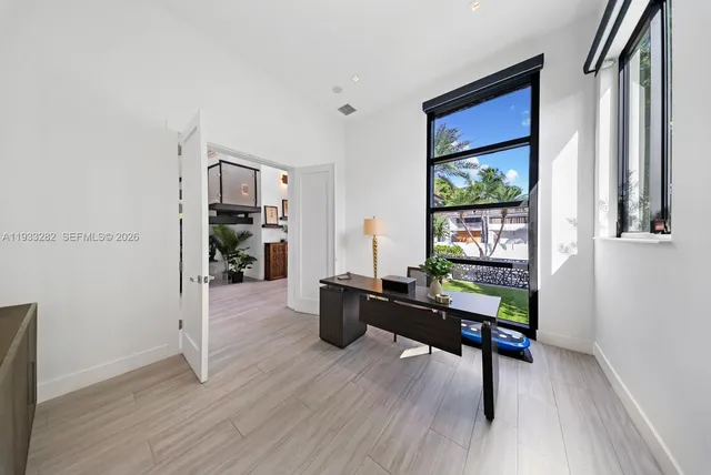 $7,700,000 | 1970 Northeast 119th Road, North Miami, FL 33181