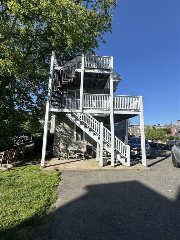35 State Street, Unit 4 Marblehead, MA 01945 - Photo 8 of 9