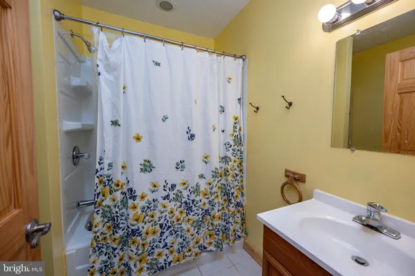 $379,000 | 1167 Tall Oaks Drive, Oakland, MD 21550